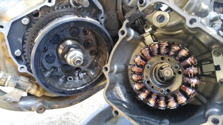 Photo 1 of DRZ400 Starter Clutch Bolts Fix