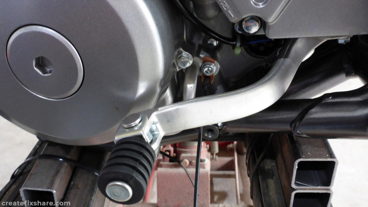 Photo 7 of DRZ400 Oil Temperature Sensor Install