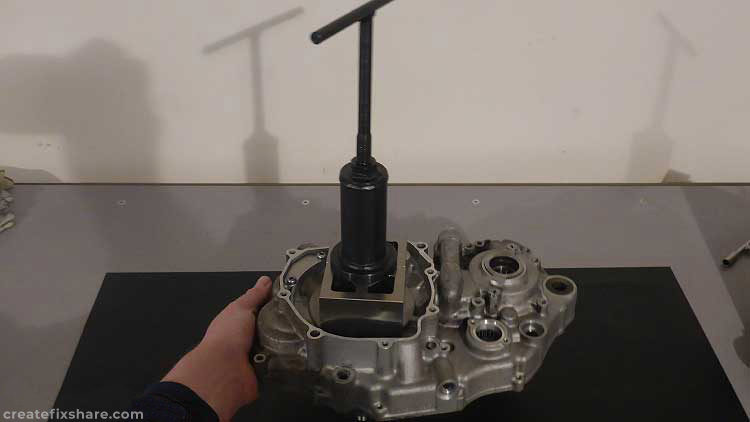 Photo 16 of DRZ400 Engine Rebuild